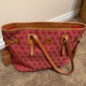 Dooney Bourke purse